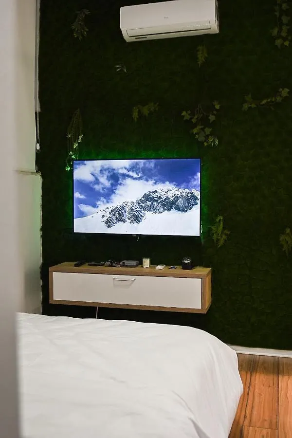 City Center 4 - Tirana Way Apartments 0*,  ألبانيا